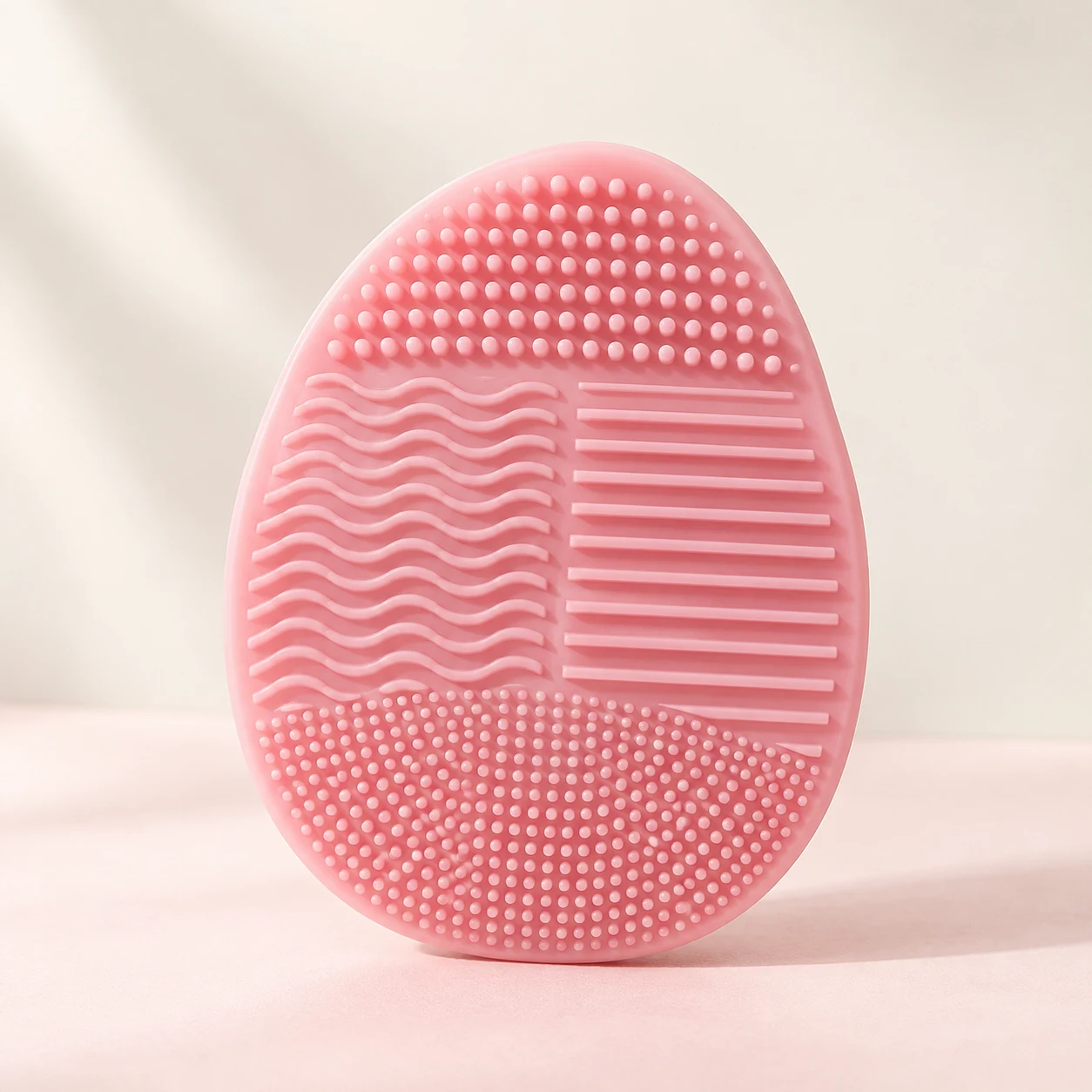 Dewdrop Silicone Brush Pad in Pink